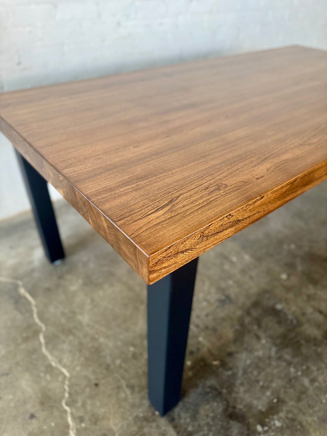 High Street Dining Table - Oak - Walnut Stain Finish